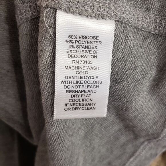 3 for $25 Cable & Gauge Sweater - Picture 8 of 9